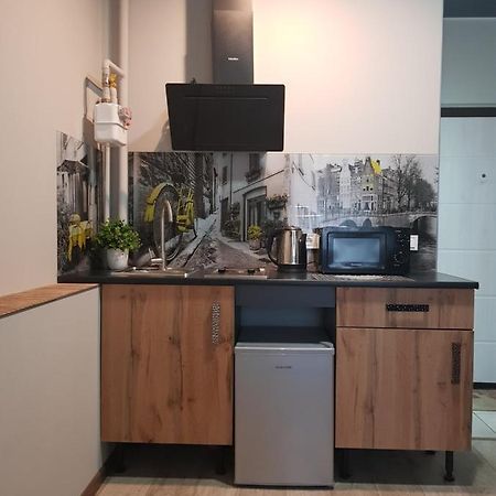 Смарт Квартира В Новострое У Метро Дворец Спорта Kharkiv Extérieur photo